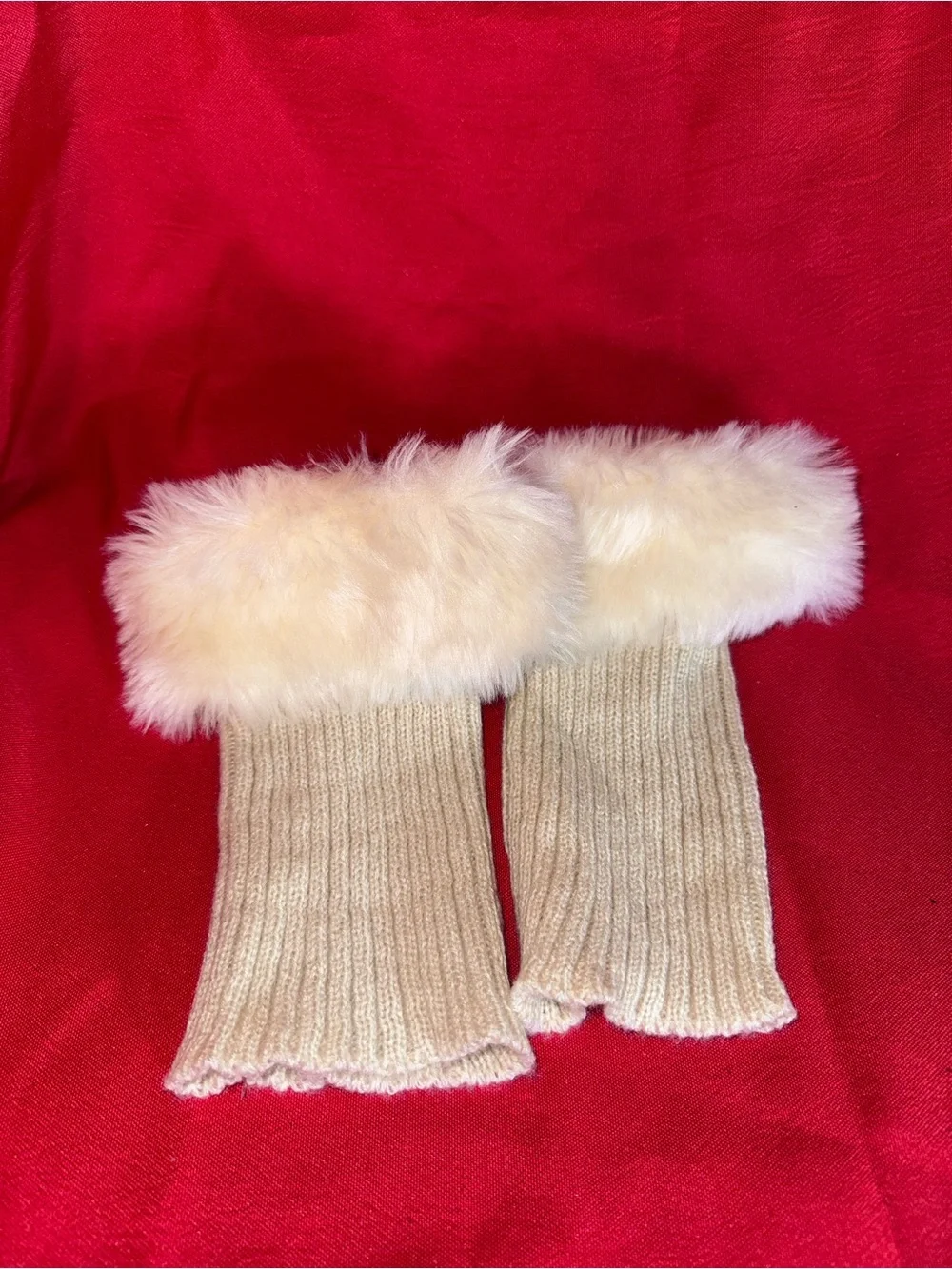 Faux Fur Trim Knit Wrist Warmers - Cream
